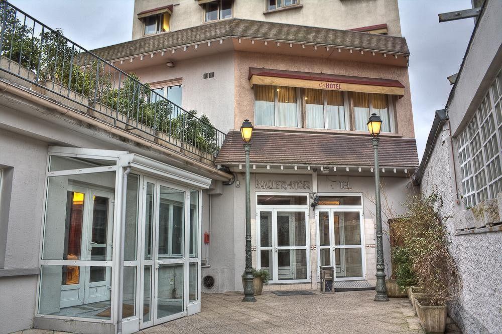 Le Cheval Noir Hotel Paris Пантен Екстериор снимка